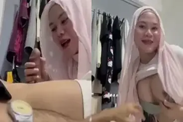 Bu Guru Hijab Syumilde poster