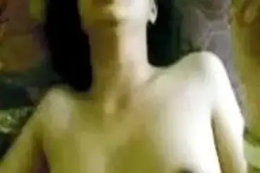 Mahasiswi Dewi Cantik Pasrah Goyang Kasur poster