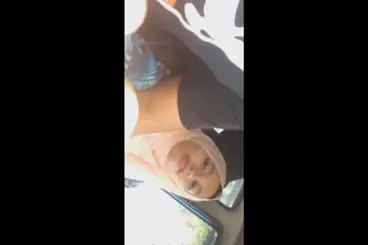 Pasangan Jilbab Indo ML Di Mobil Berlanjut Hotel Viral poster